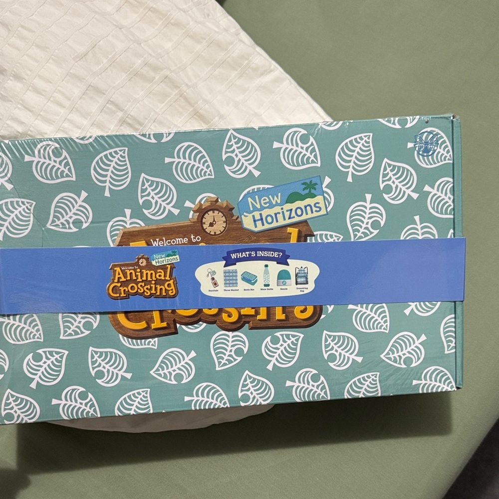 Animal Crossing New Horizons Collectors Box